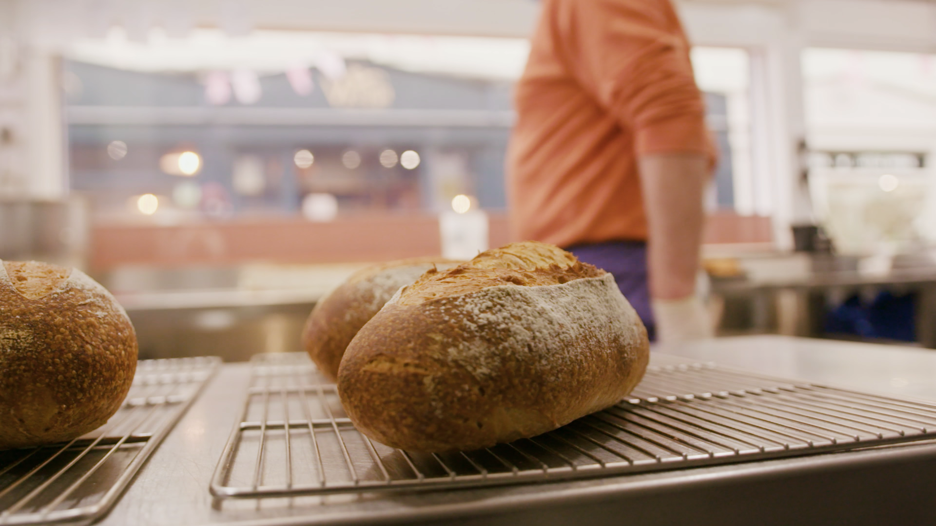 VIENNA BAKERY .00 01 30 22.Still018 (1)